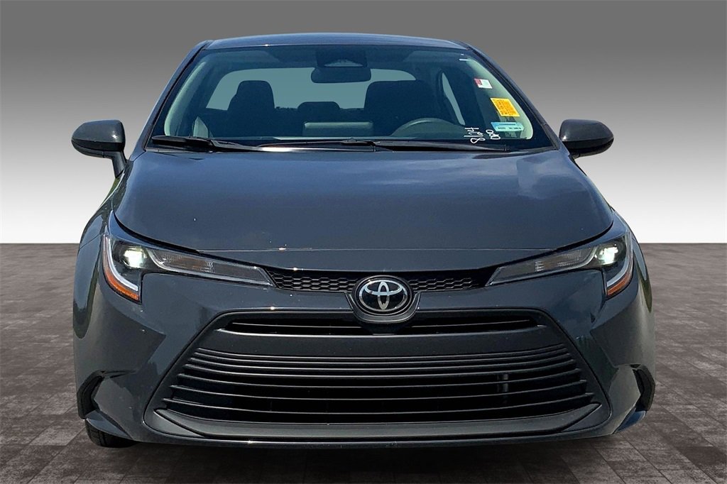 2024 Toyota Corolla LE photo 2