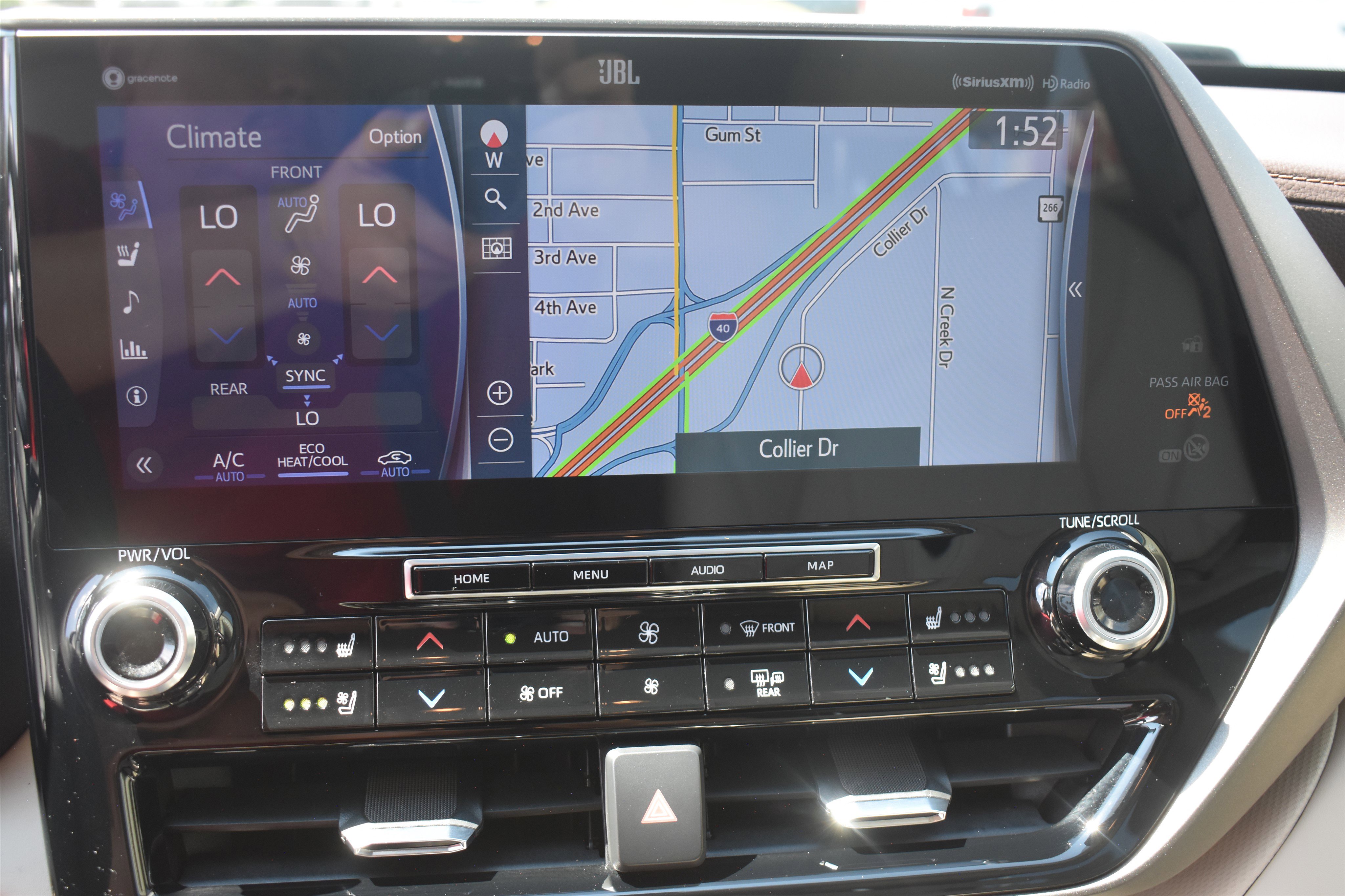 2022 Toyota Highlander Limited photo 16