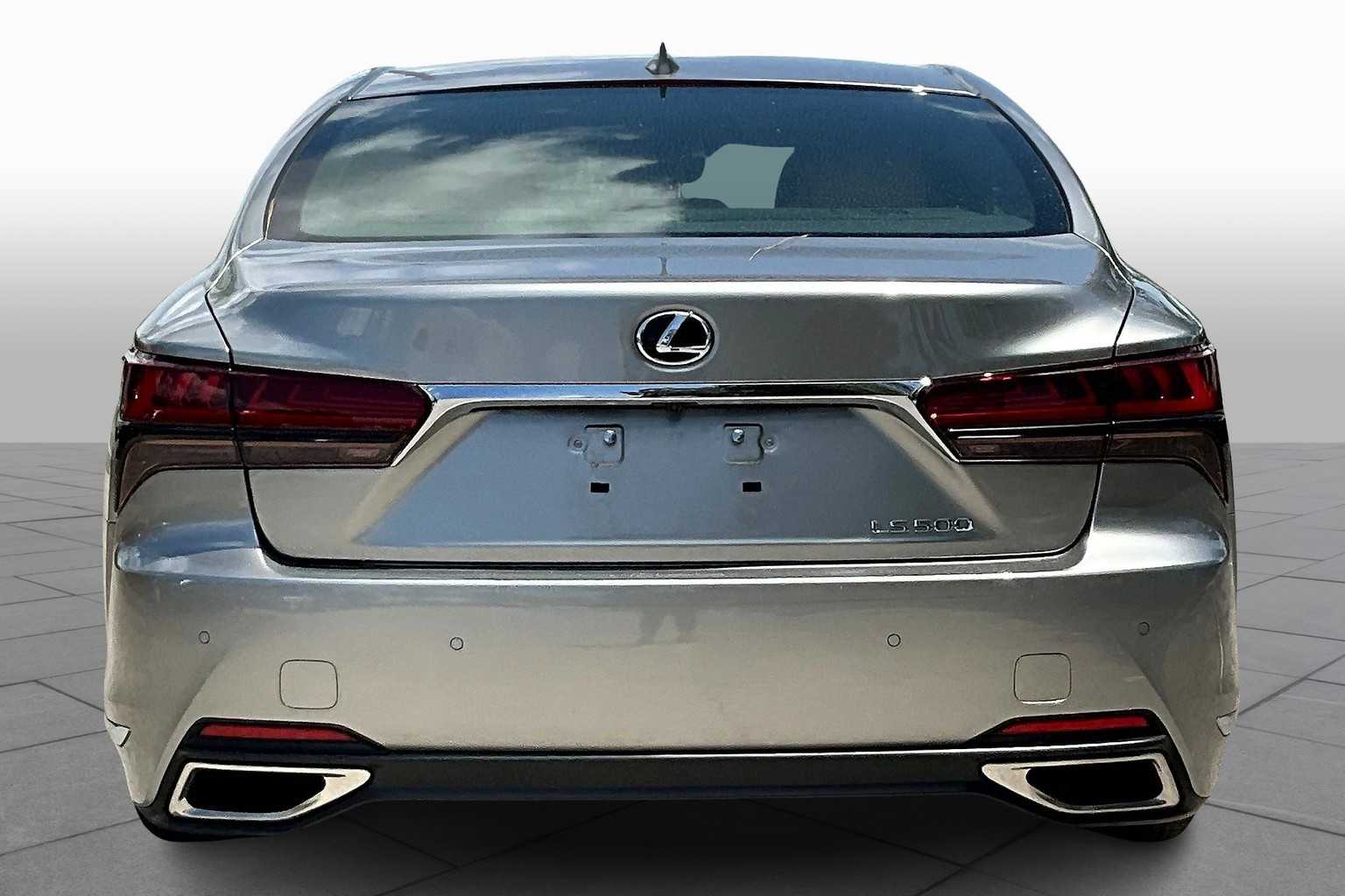 2021 Lexus LS 500 photo 4