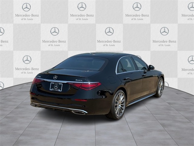 2025 Mercedes Benz S 580 4MATIC photo 3