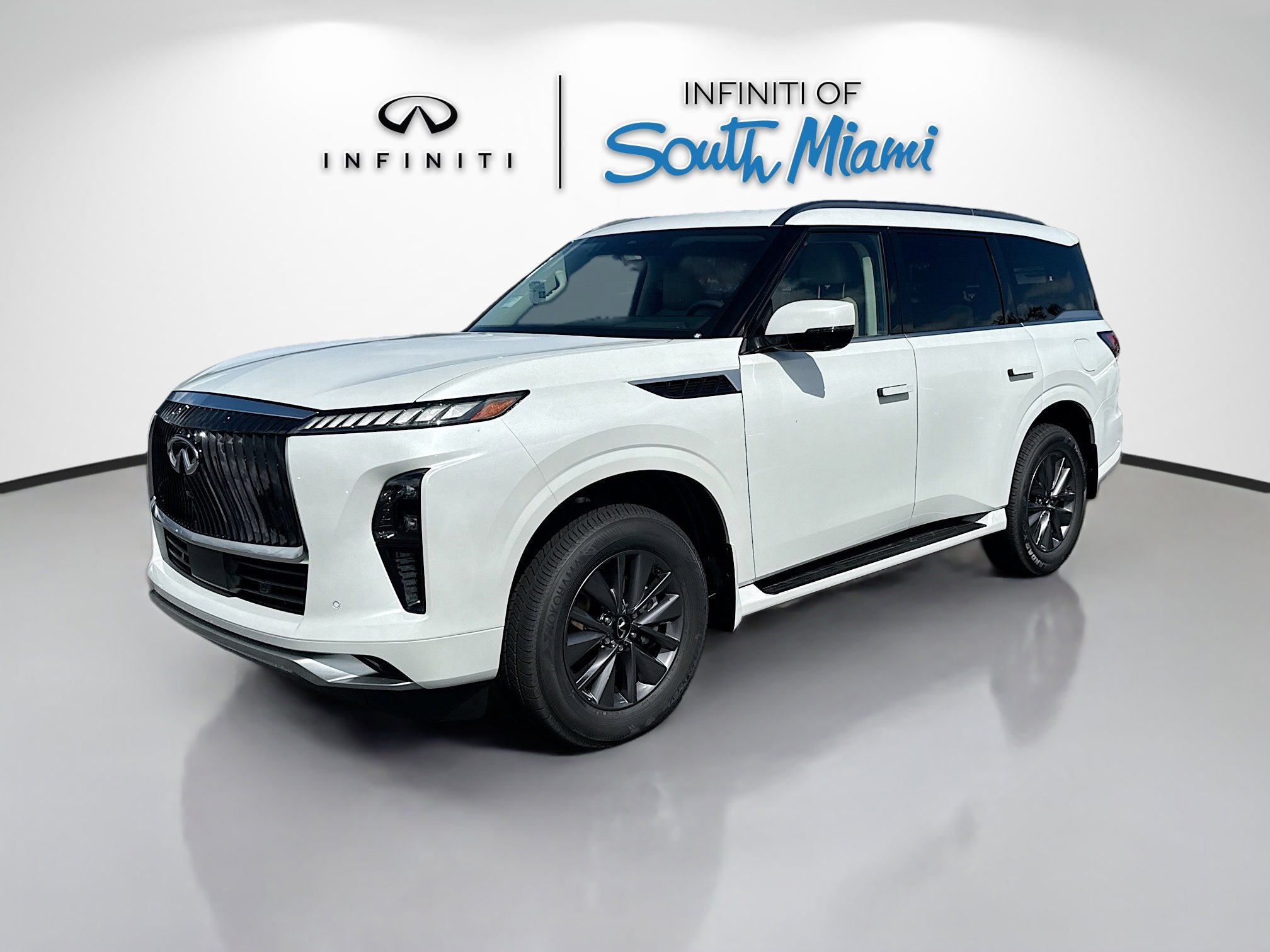 2026 Infiniti QX80 Pure photo 3