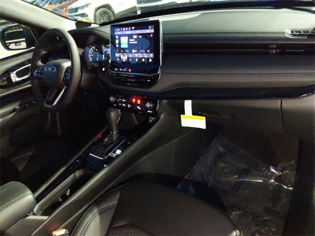2026 Jeep Compass Latitude photo 26