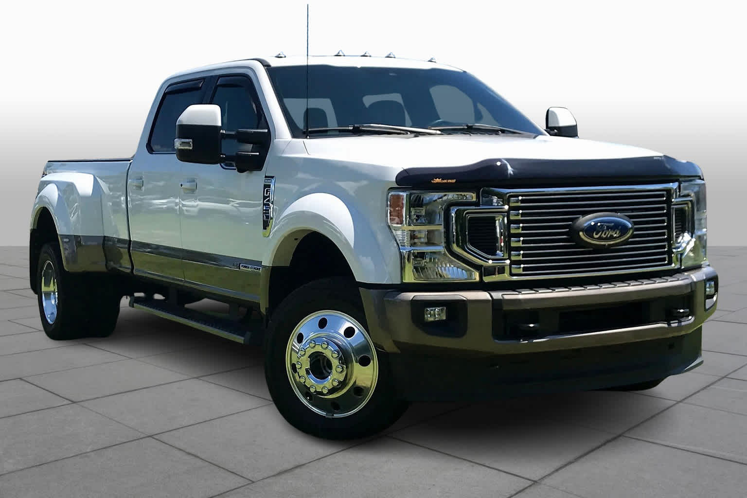 2022 Ford F-450 King Ranch photo 2