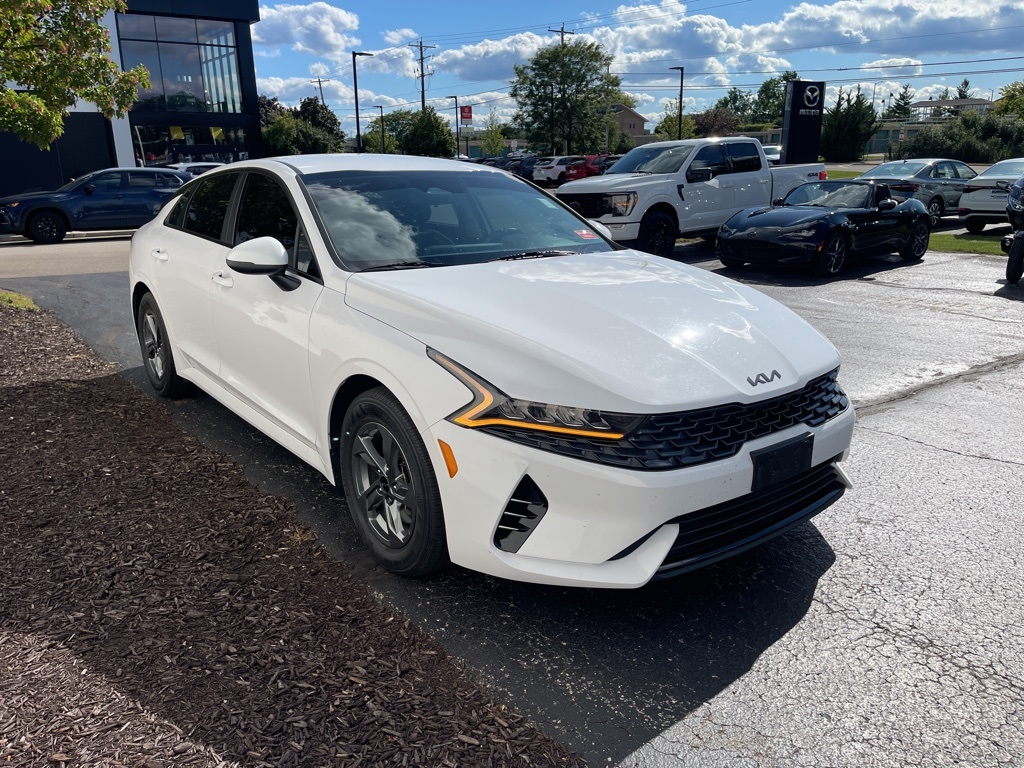 2022 Kia K5 LXS photo 4