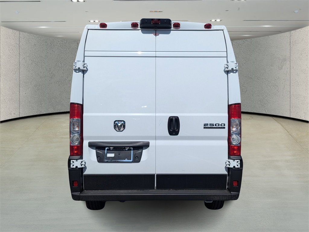 2026 Ram ProMaster 2500 photo 3