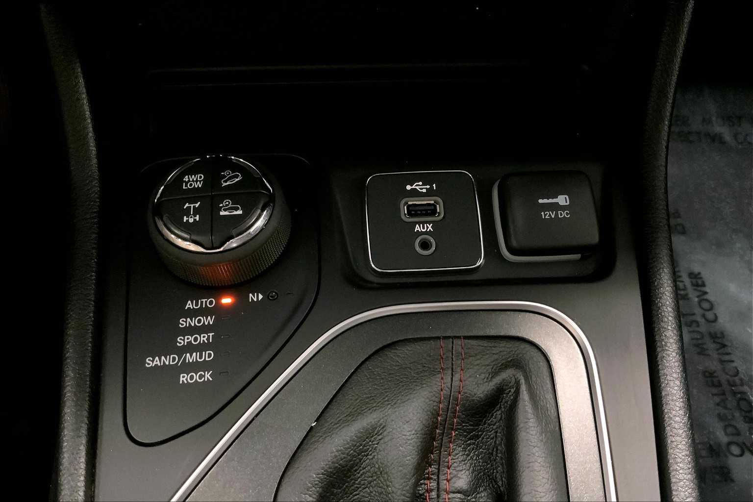 2022 Jeep Cherokee Trailhawk photo 33