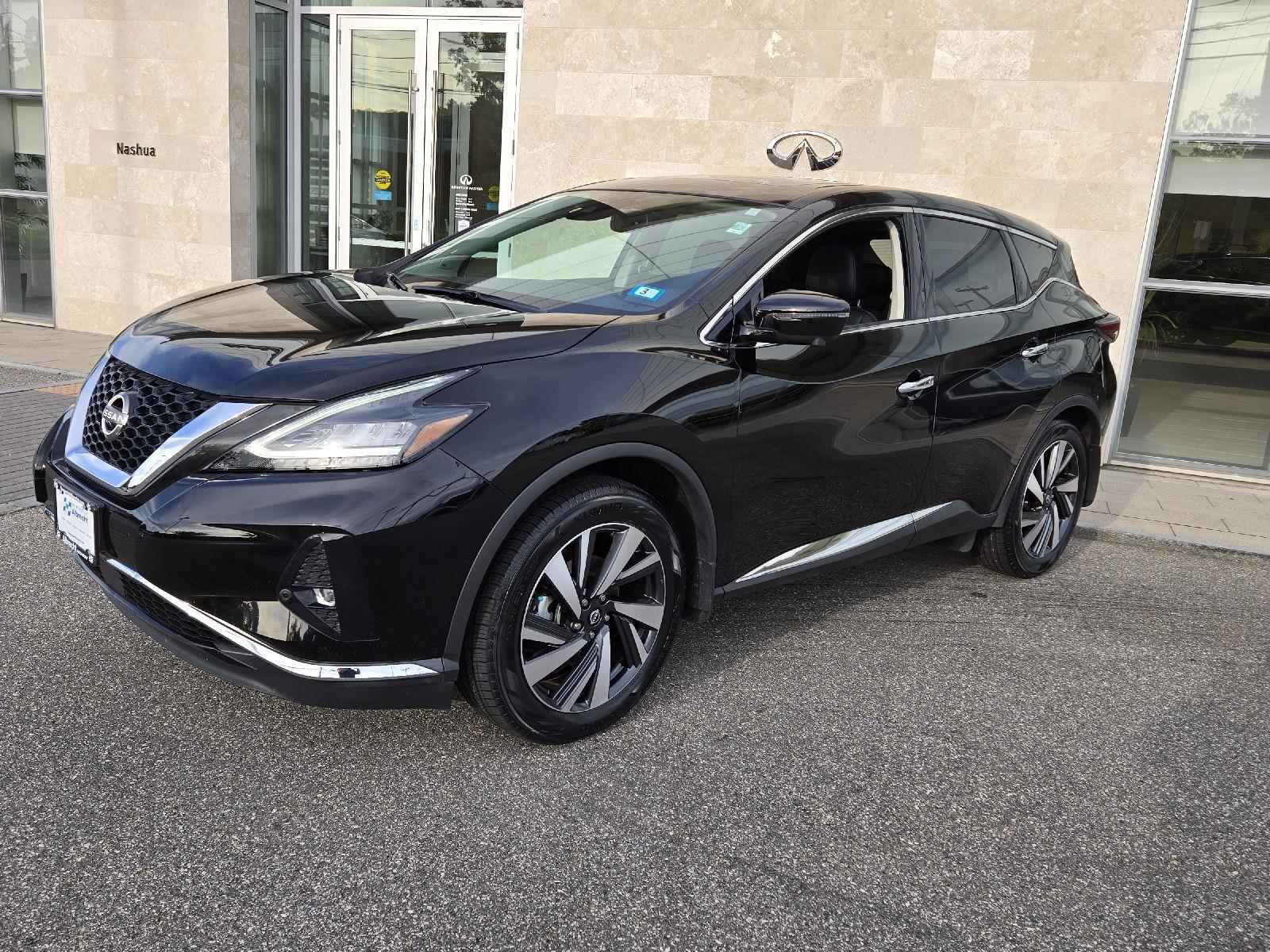 2023 Nissan Murano SL photo 2