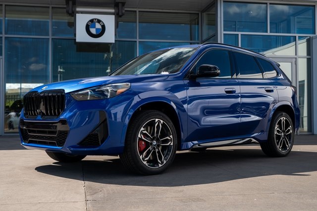 2026 BMW X1 28i's photo
