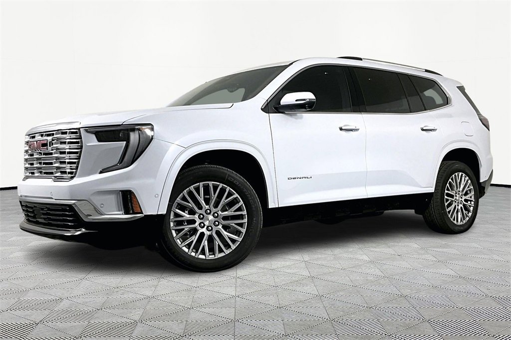 2026 GMC Acadia Denali's photo