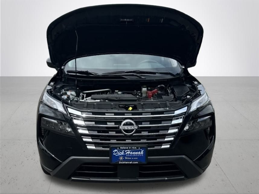 2025 Nissan Rogue S photo 4