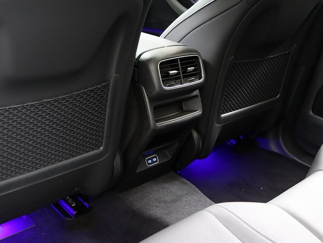 2025 Mercedes Benz GLE 450 4MATIC photo 13