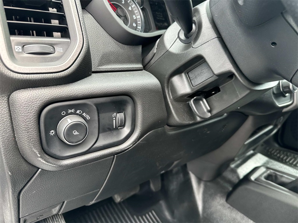 2024 Ram 2500 Tradesman photo 34
