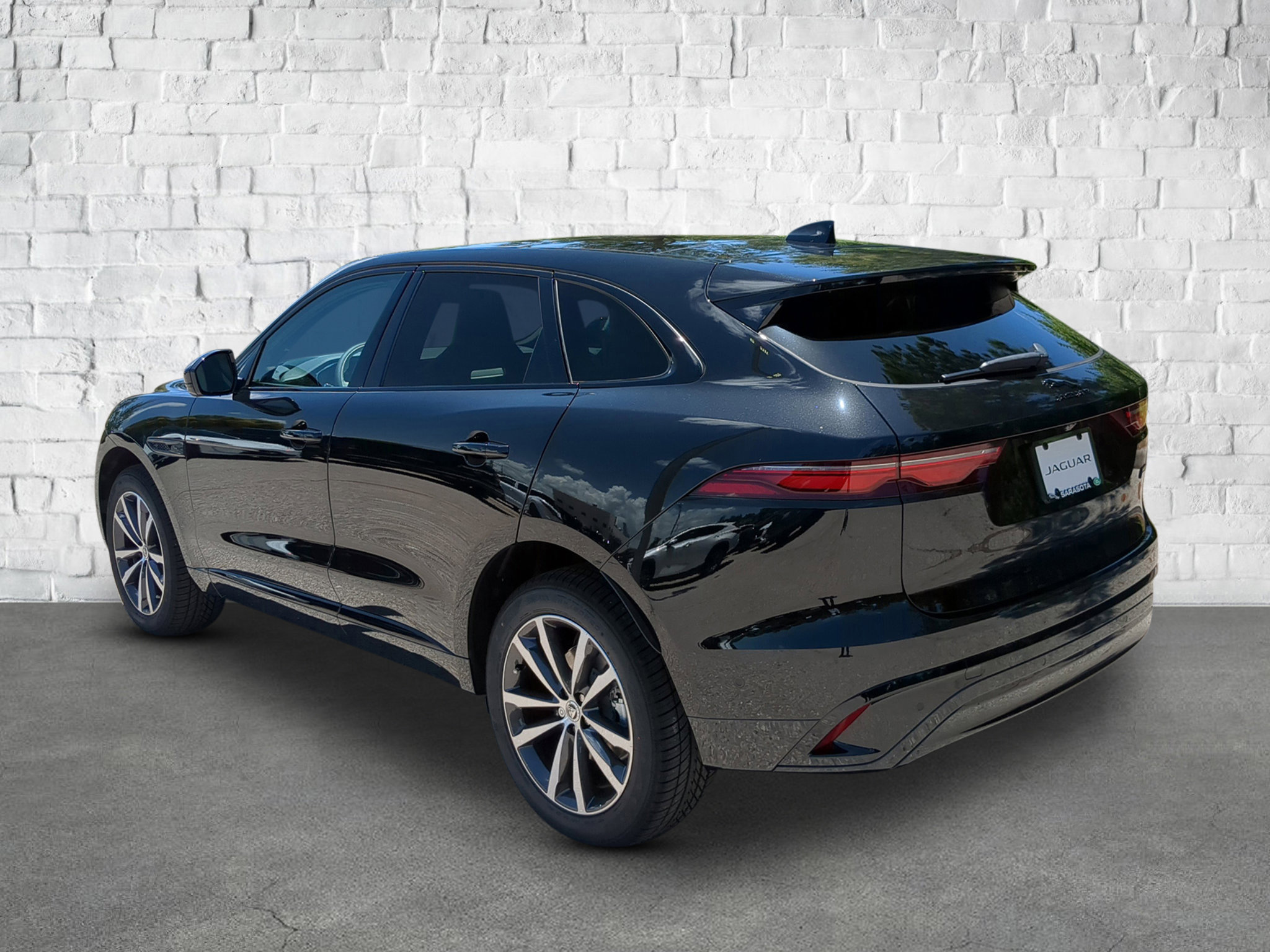 2026 Jaguar F-PACE P250 R-Dynamic S photo 4
