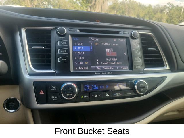 2016 Toyota Highlander XLE photo 18