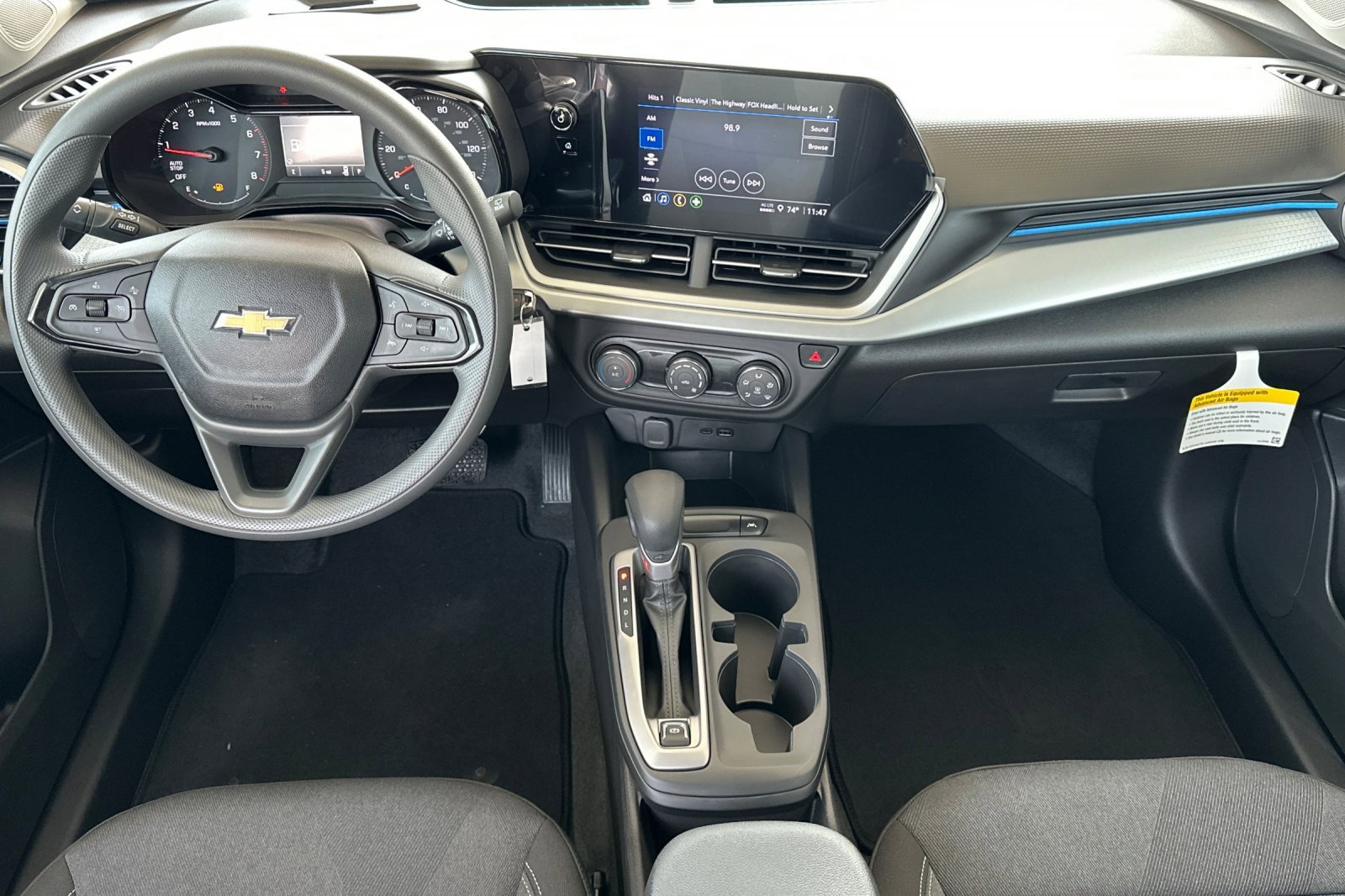 2025 Chevrolet Trax LS photo 11