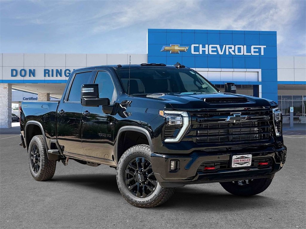 2026 Chevrolet Silverado 2500HD LTZ's photo
