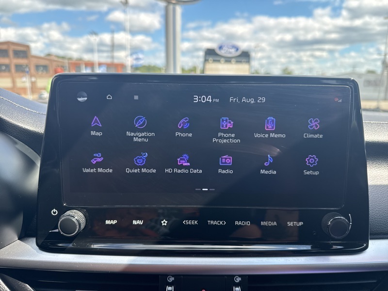 2023 Kia Forte GT-Line photo 27
