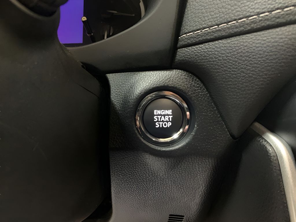 2024 Toyota RAV4 XLE Premium photo 24