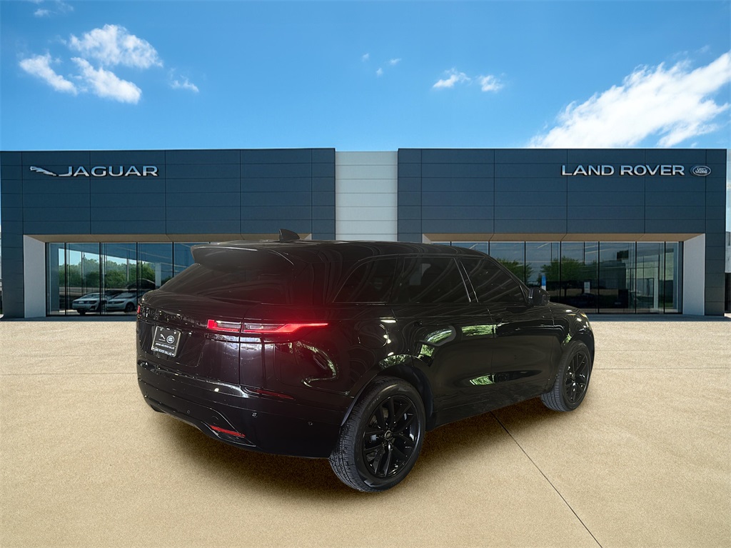 2026 Land Rover Range Rover Velar SE photo 2