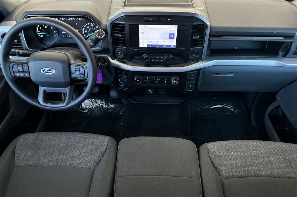2023 Ford F-150 XLT photo 13