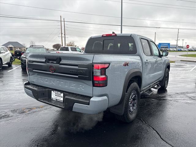 2025 Nissan Frontier Crew Cab PRO-4X photo 3