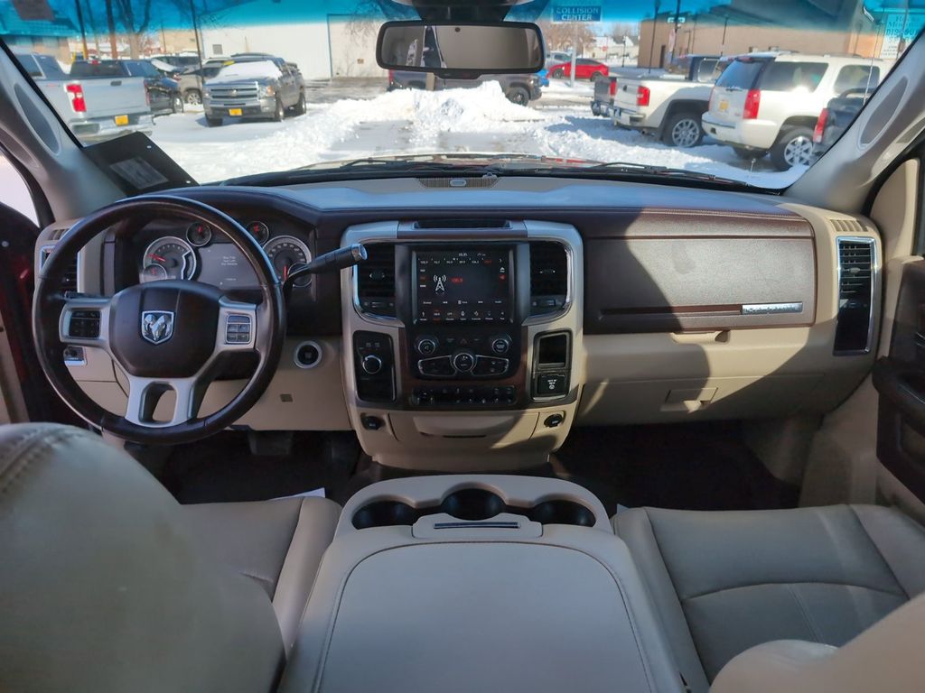 2018 Ram 2500 Laramie photo 8