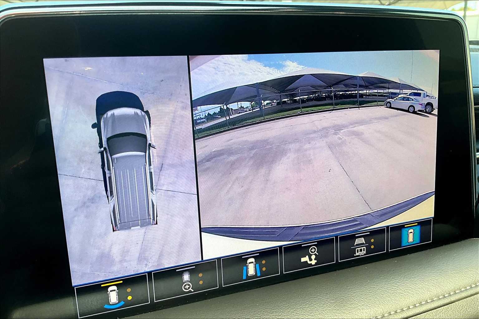 2021 Chevrolet Tahoe Z71 photo 23
