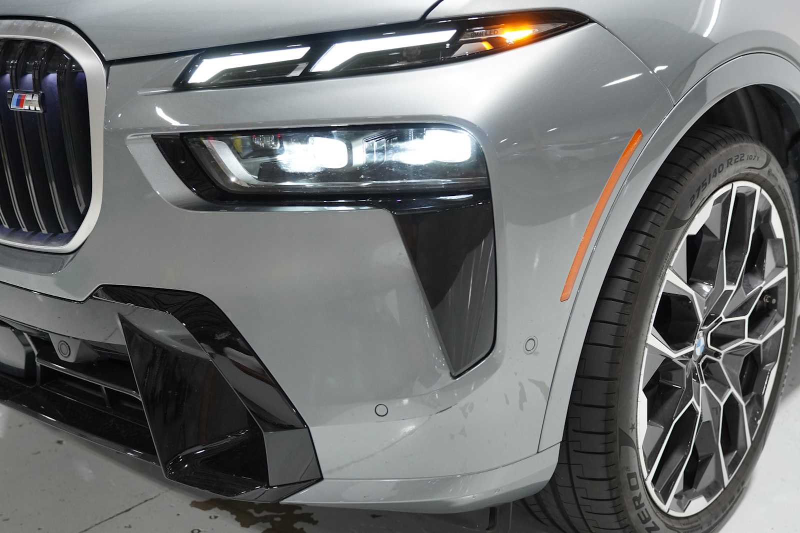 2025 Bmw X7 M60i photo 7