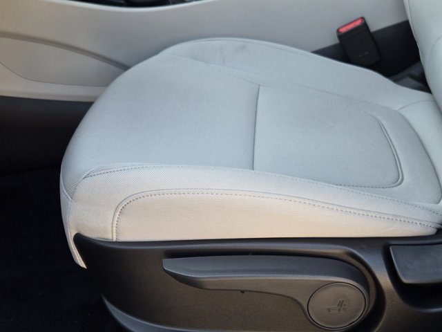 2026 Hyundai Tucson SE photo 17