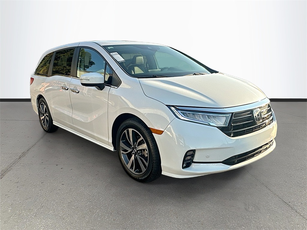 2024 Honda Odyssey Touring's photo