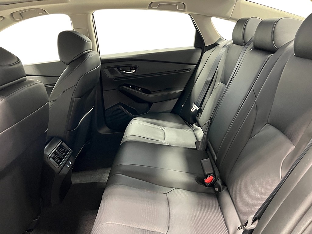 2025 Honda Accord Hybrid Touring photo 27
