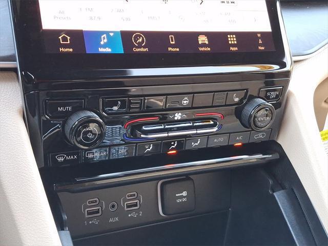 2025 Jeep Grand Cherokee Limited photo 24