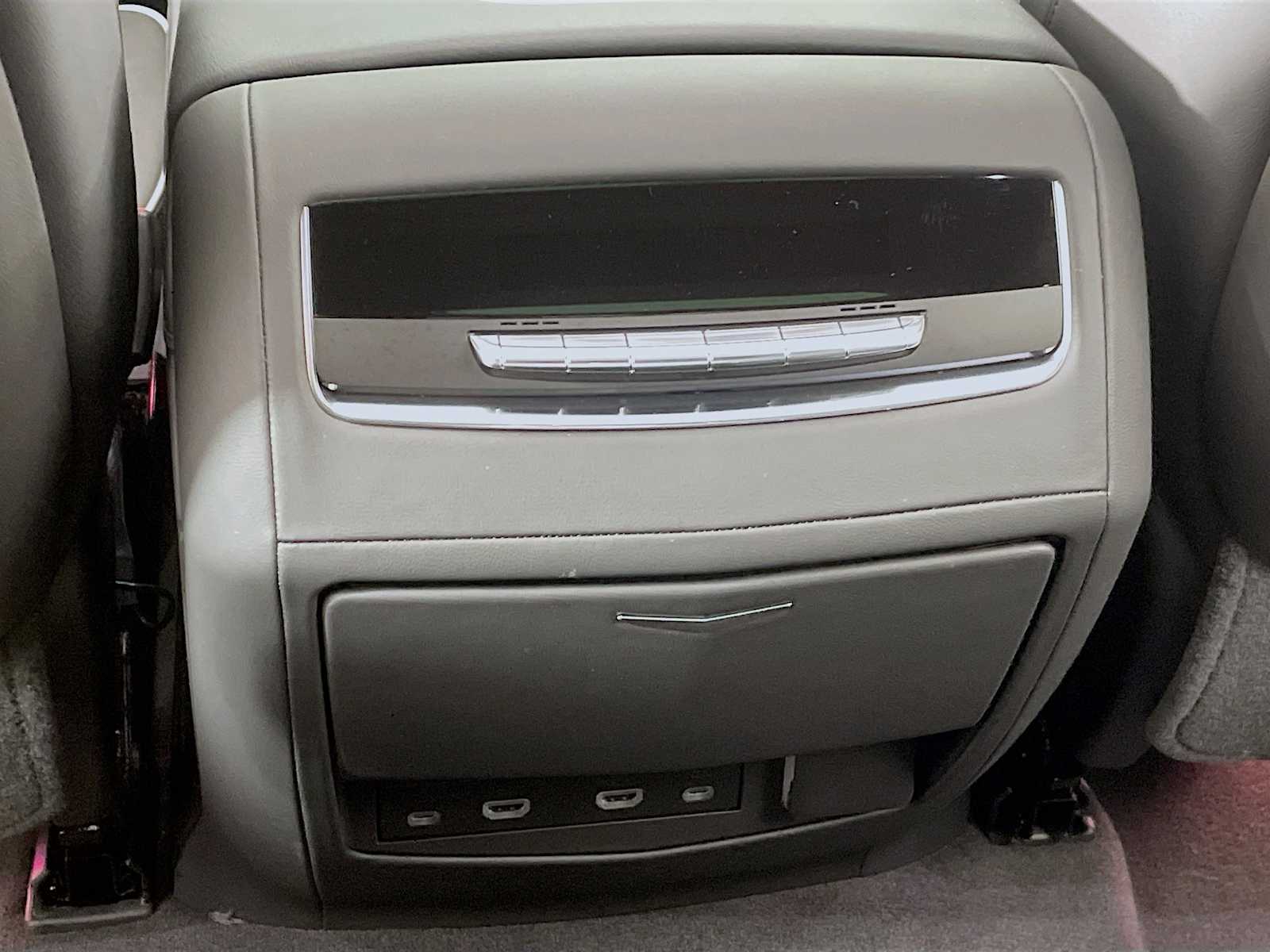2023 Cadillac Escalade ESV Premium Luxury photo 24