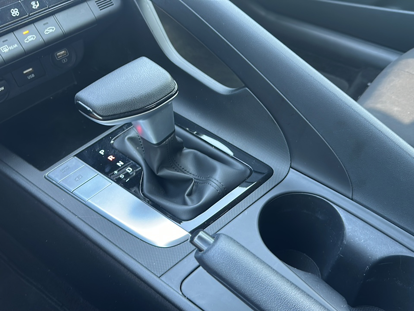 2023 Hyundai Elantra SEL photo 21