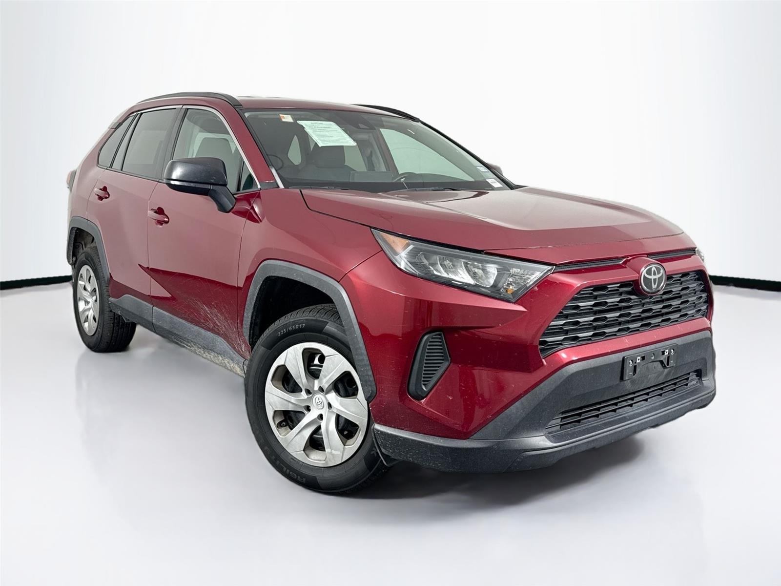 2021 Toyota RAV4 LE photo 4