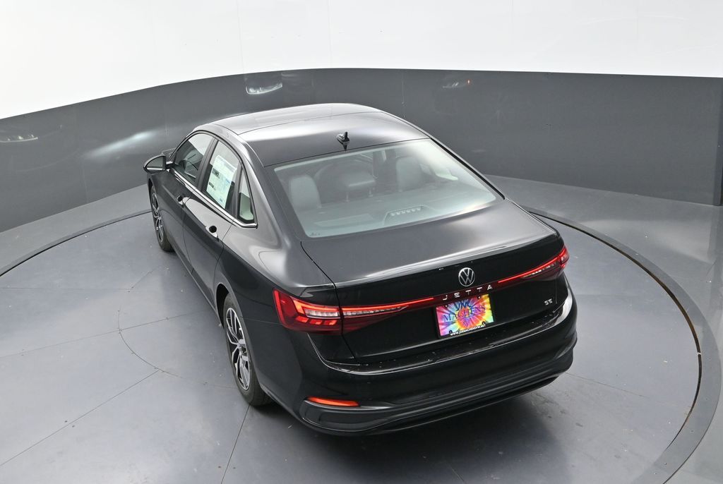 2025 Volkswagen Jetta 1.5T SE photo 13