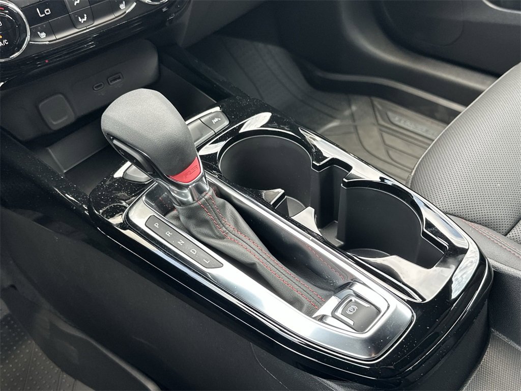 2025 Chevrolet Trax photo 21