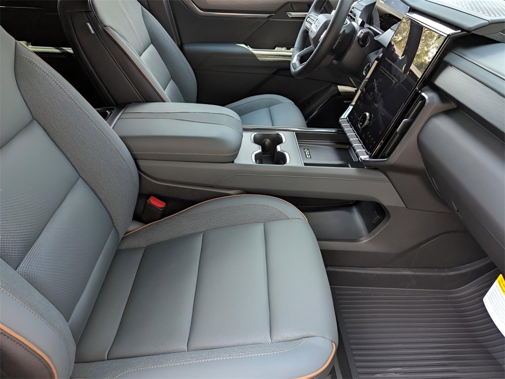 2026 Gmc Acadia AT4 photo 17