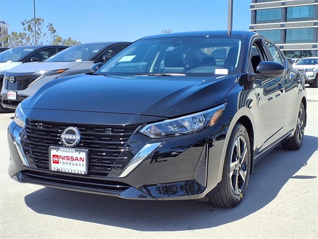 2025 Nissan Sentra SV photo 3