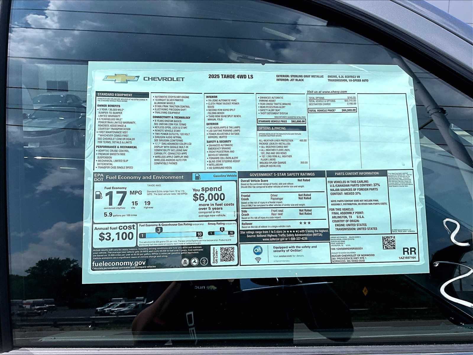 2025 Chevrolet Tahoe LS photo 16