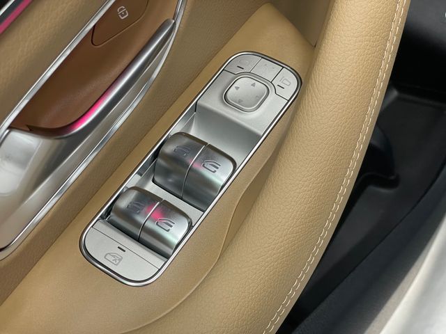 2026 Mercedes Benz GLS 580 4MATIC photo 35