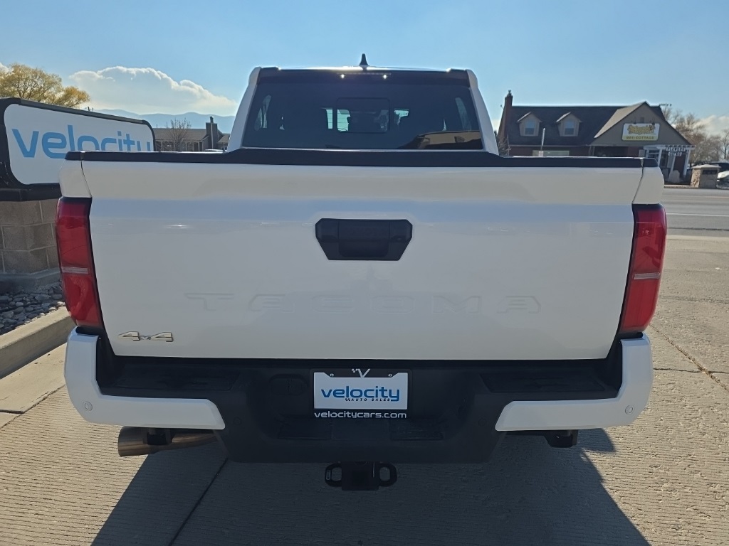 2025 Toyota Tacoma SR5 photo 4