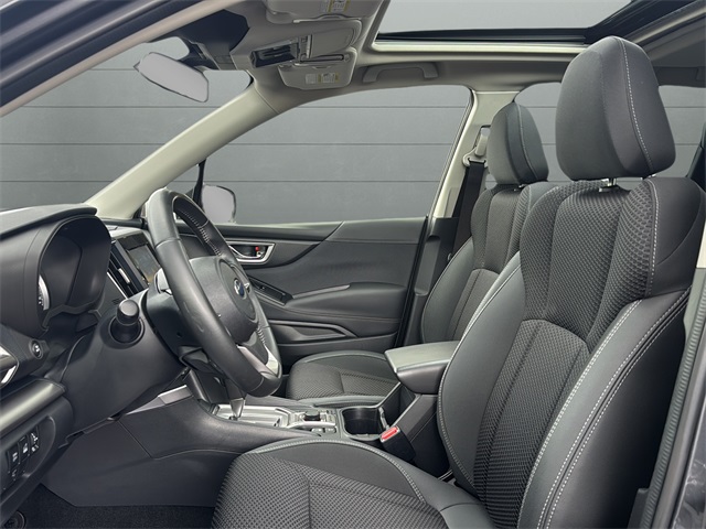 2023 Subaru Forester Premium photo 9