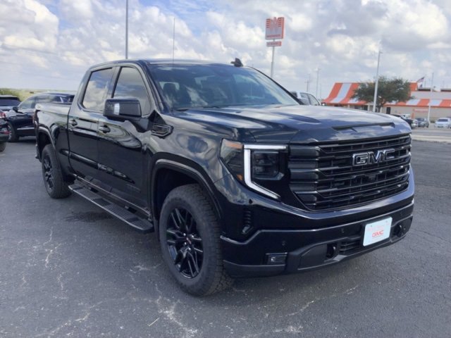 2026 GMC Sierra 1500 Elevation's photo