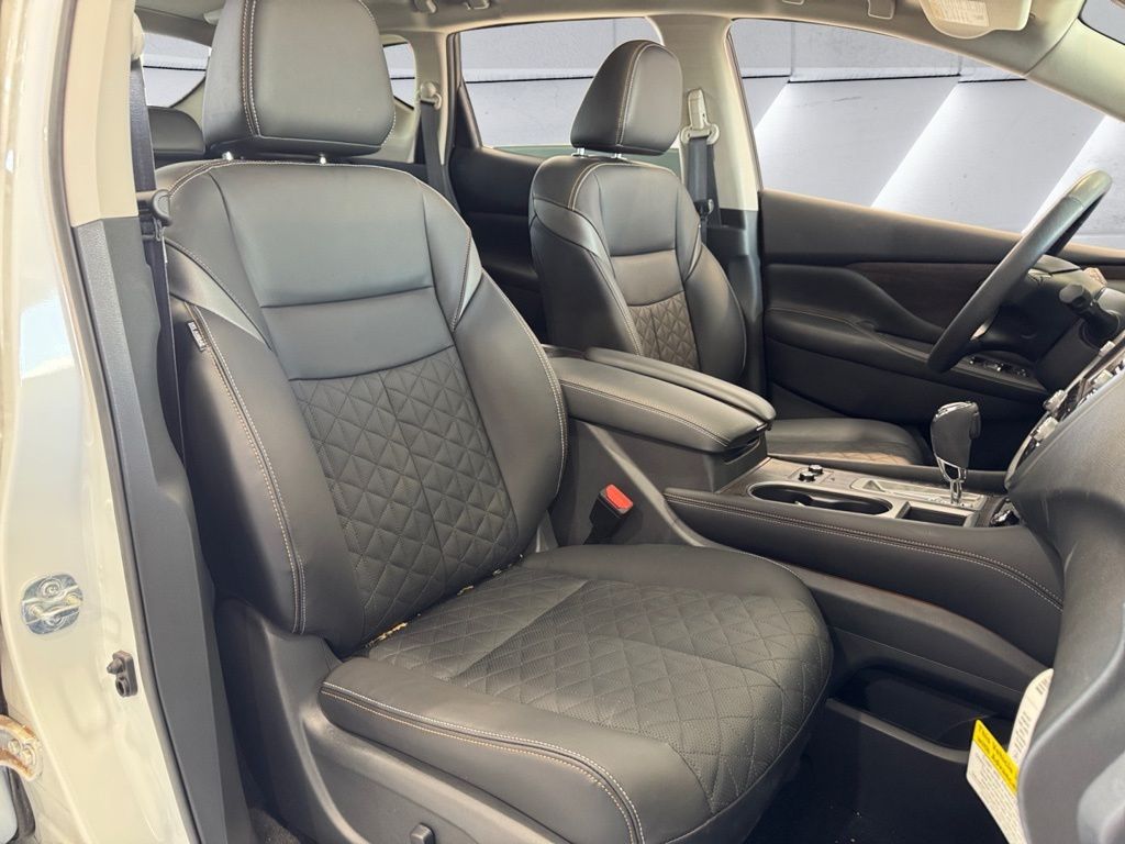 2024 Nissan Murano SV photo 14