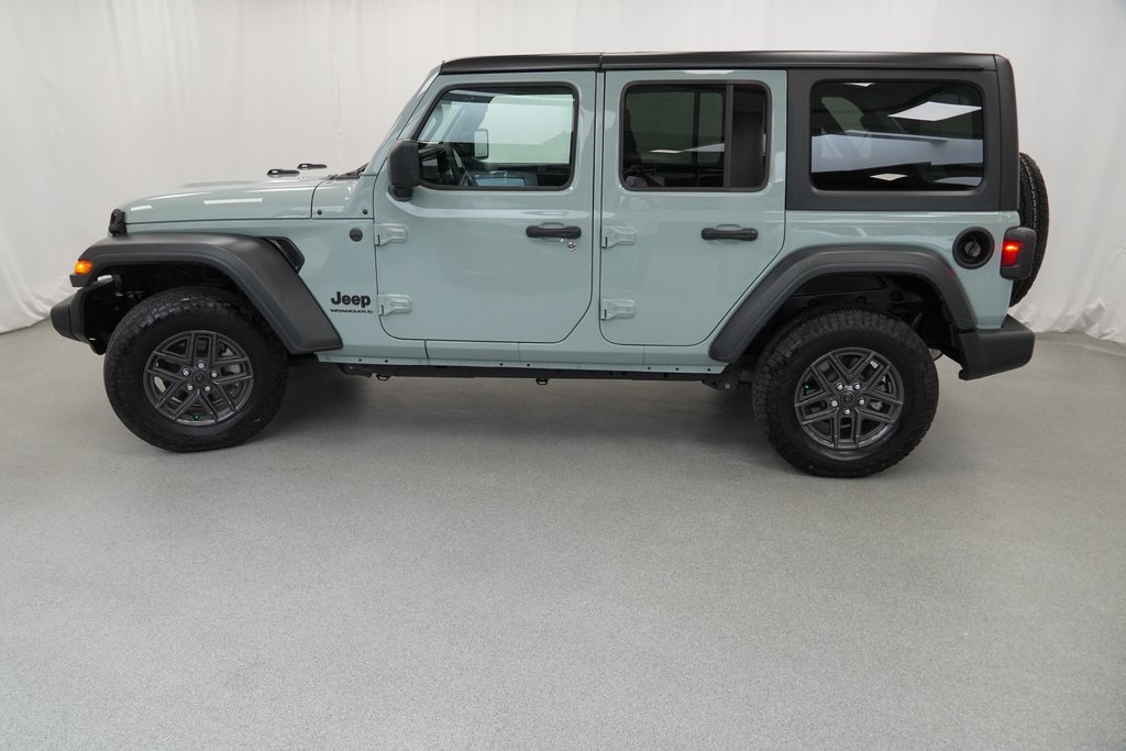 2024 Jeep Wrangler Sport S photo 13