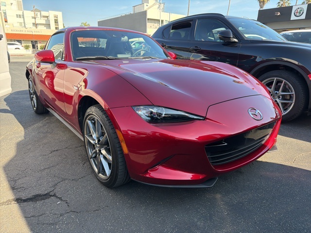 2023 Mazda MX-5 Miata RF Miata Grand Touring photo 2