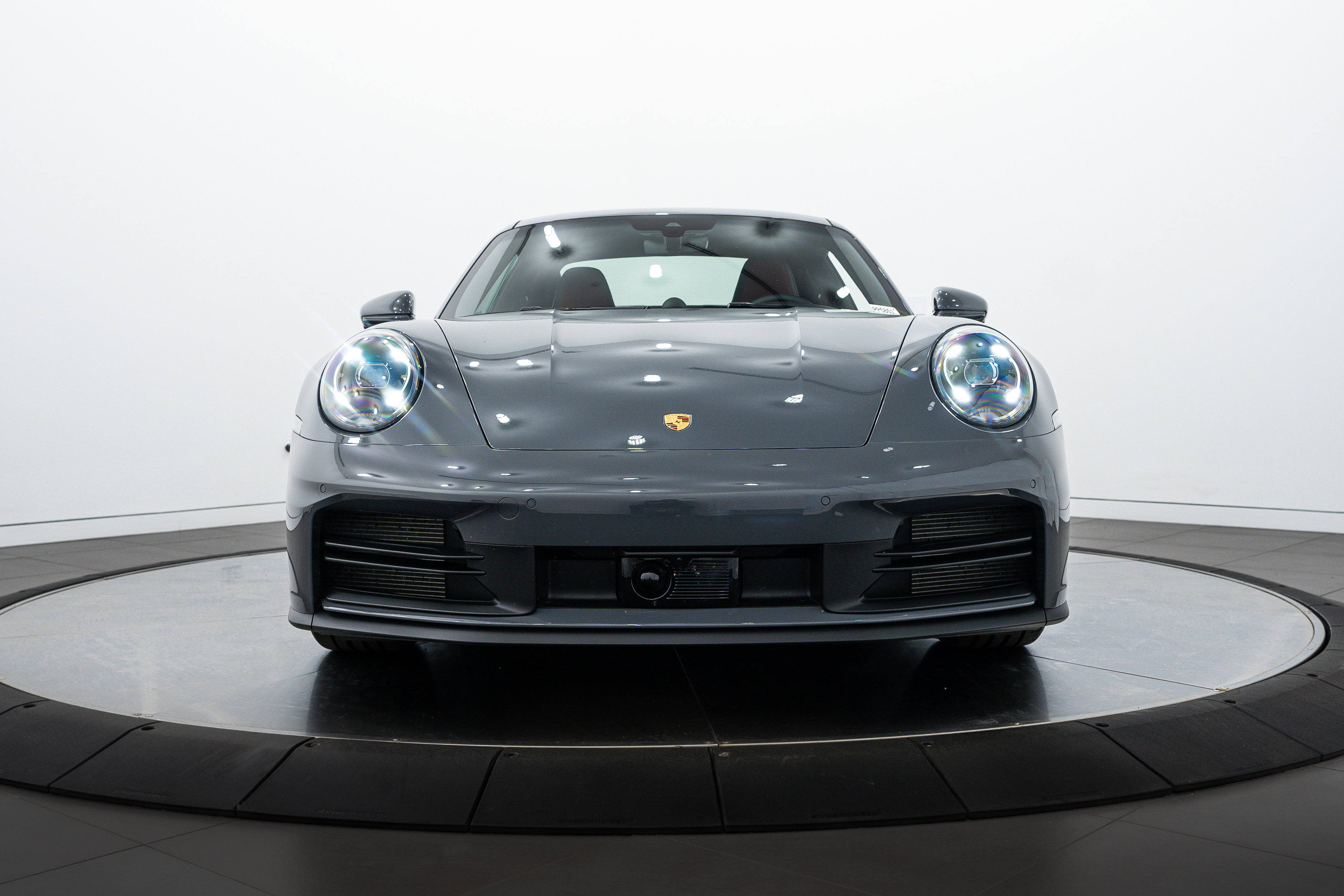2025 Porsche 911 Coupe photo 8