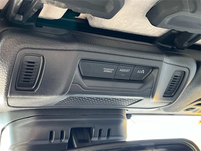 2024 Jeep Wrangler Sahara photo 30