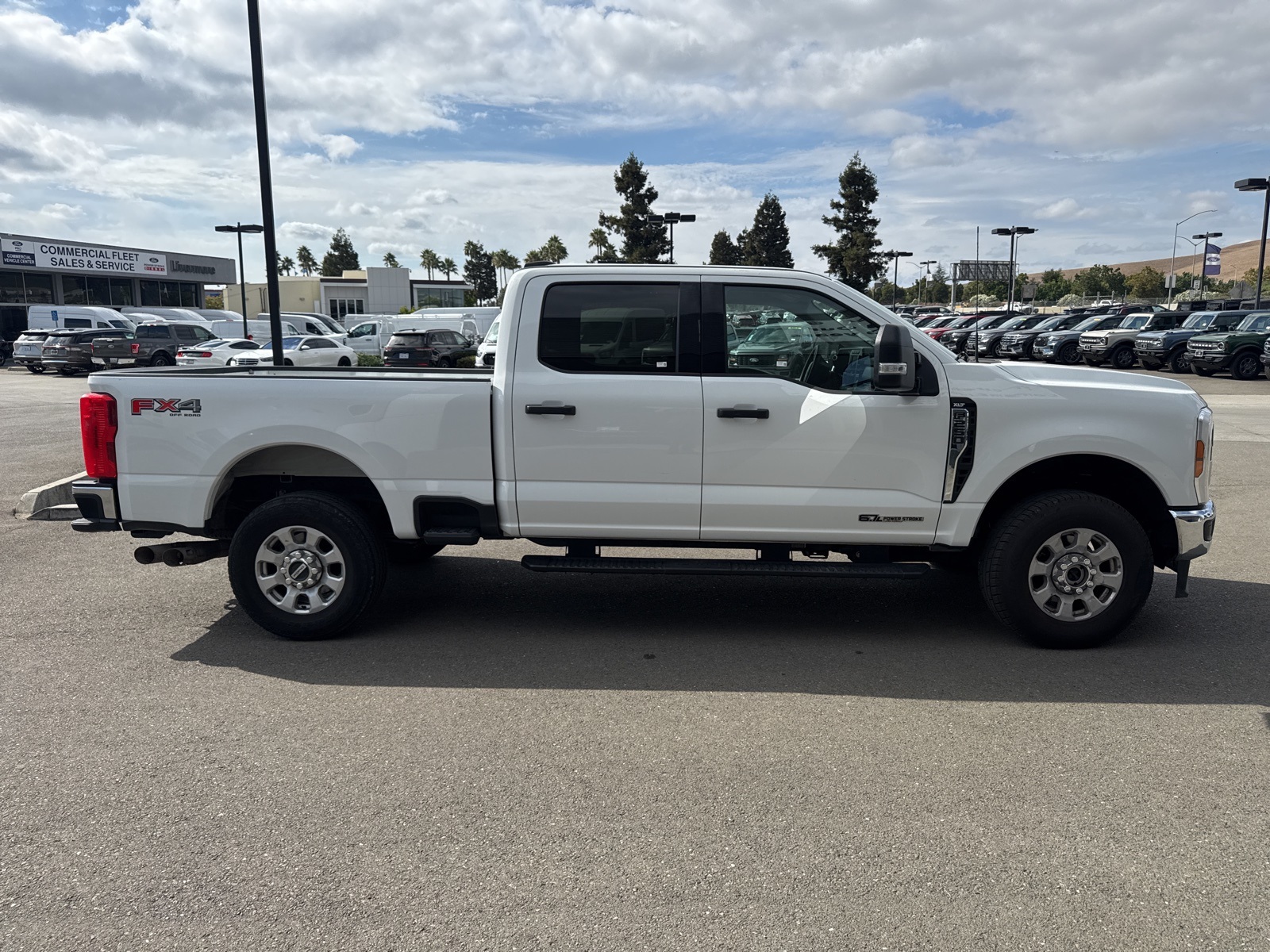 2024 Ford F-250 XLT photo 3